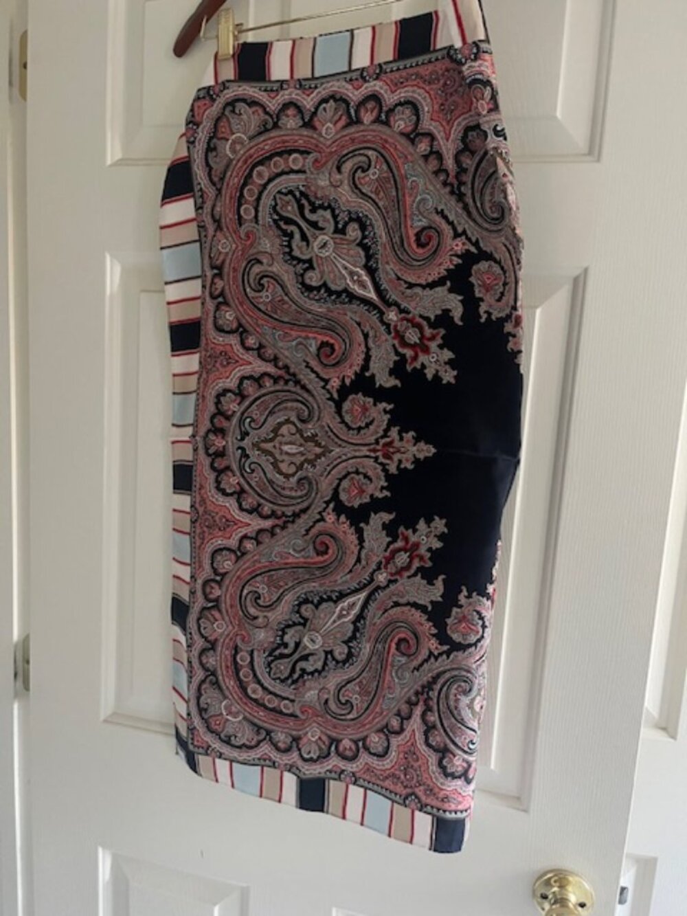 Woman's Jaeger Scarf